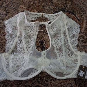 Kaviar High neck Ivory keyhole Romantic Bra 1x